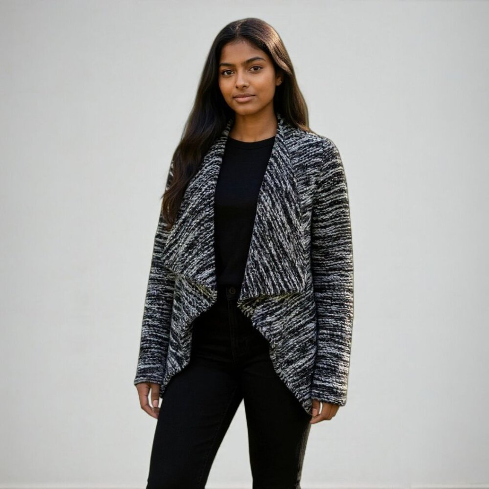 H&M Black & White Open Front Waterfall Knit Blazer / Cardigan